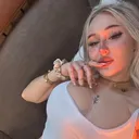 @celineeschneider