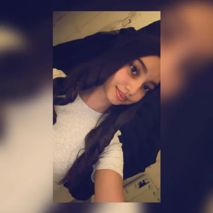 selena_8974