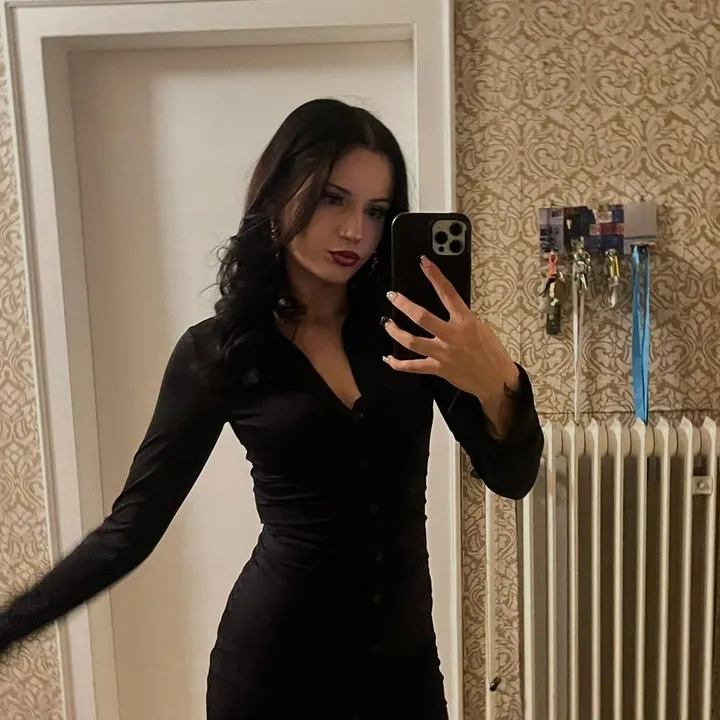 @rosaliebck