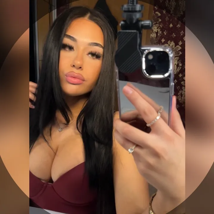 mia__qx