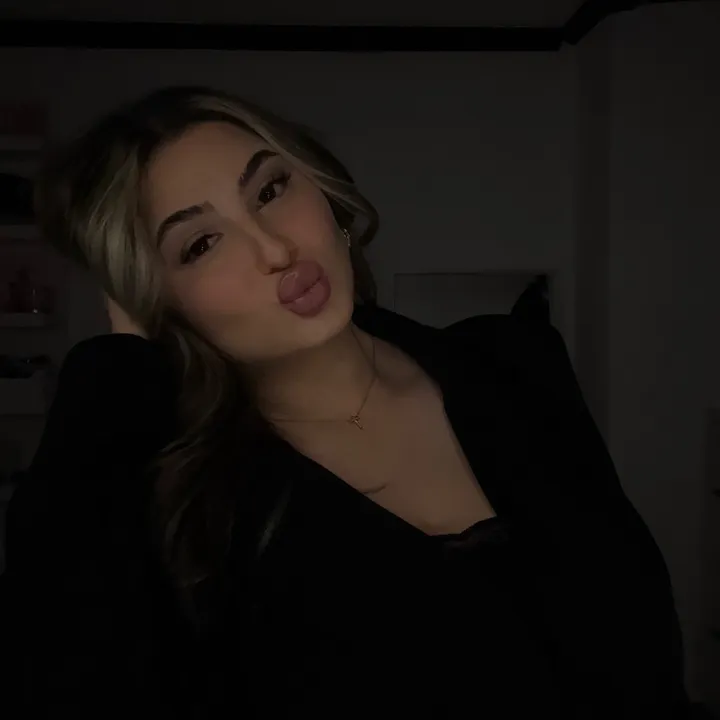 @petrinaabks