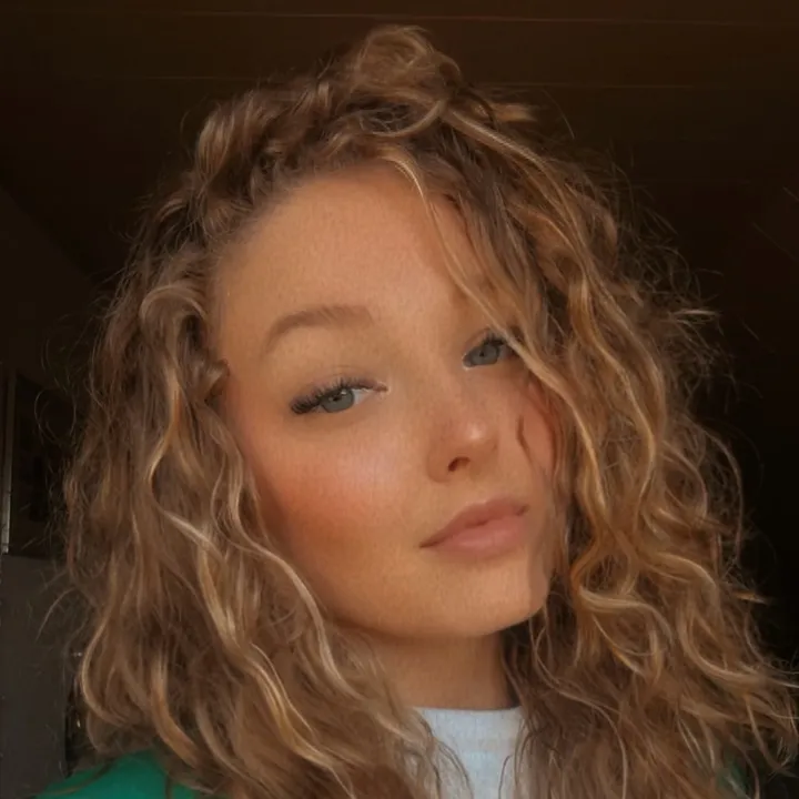erin_crespin_