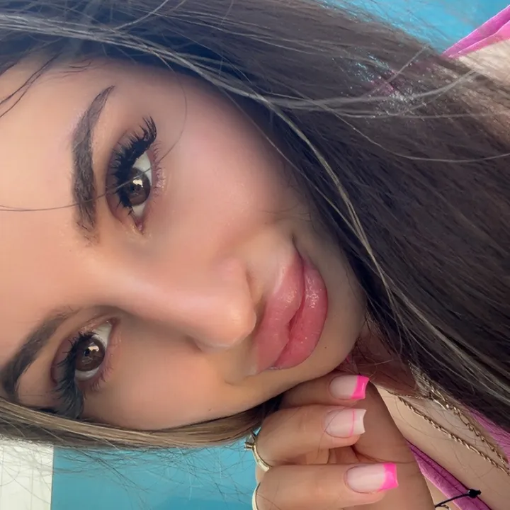 alinanicolaee