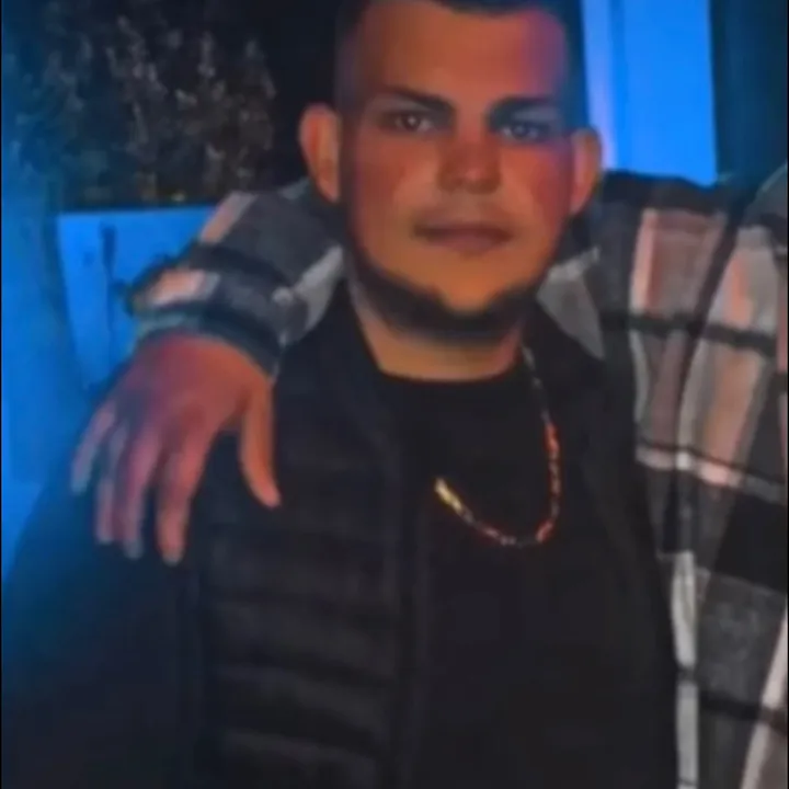 adrian.3823