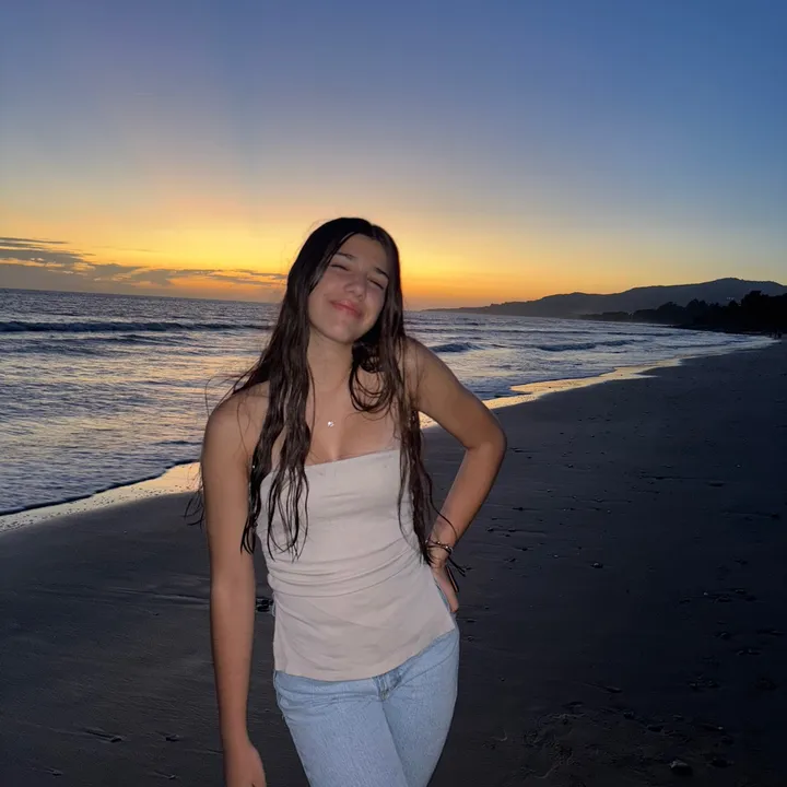 @carolinaalvaarezz_
