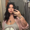 @le0nie76