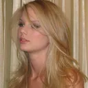 @loving_tswift