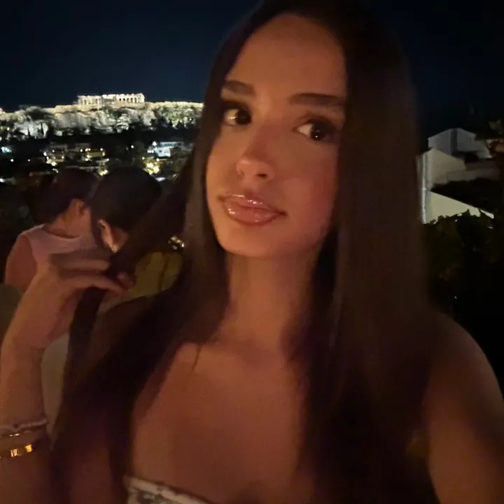 @elena_o7ll