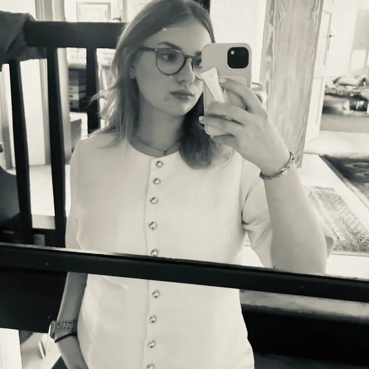 nellystravellife