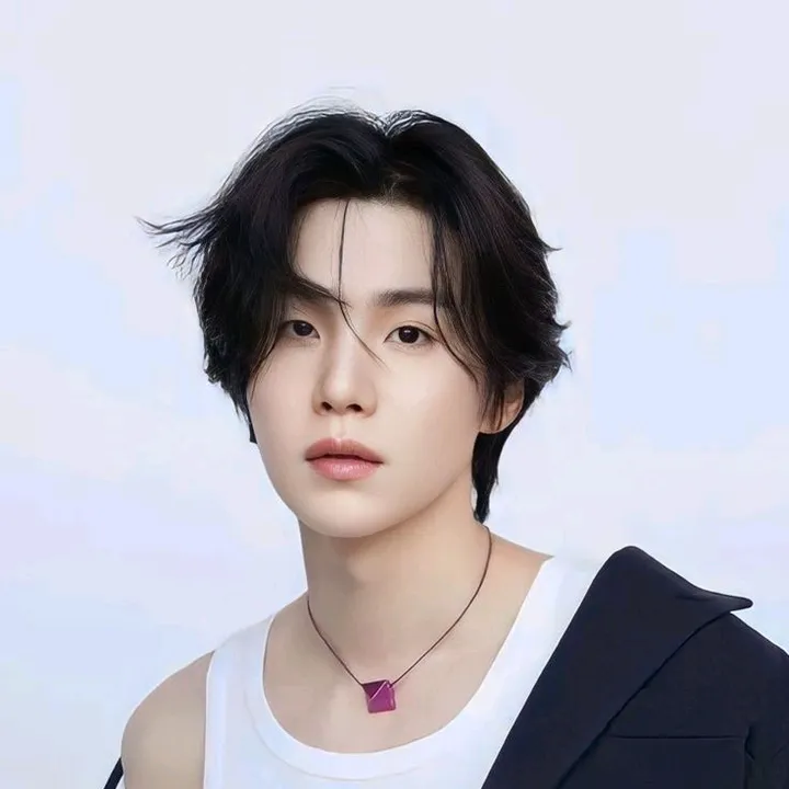 @.bae02