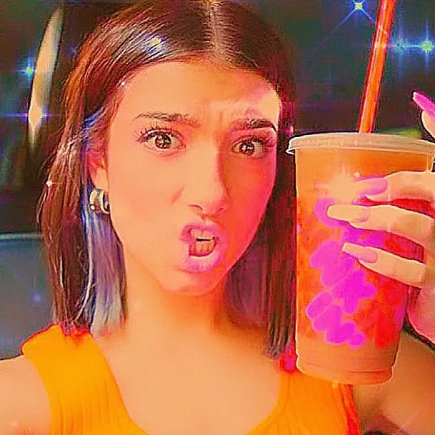 @charlisbestfannn