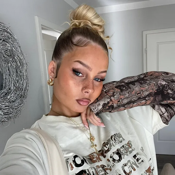 @4wsophiee