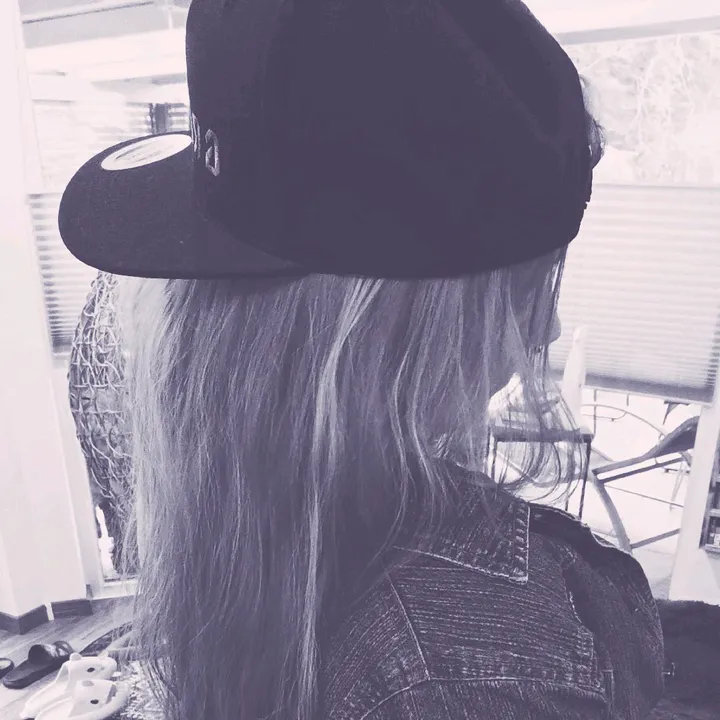 @_.cruella._