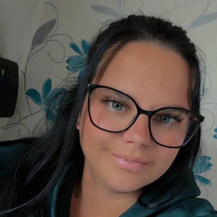@_bonnie95_