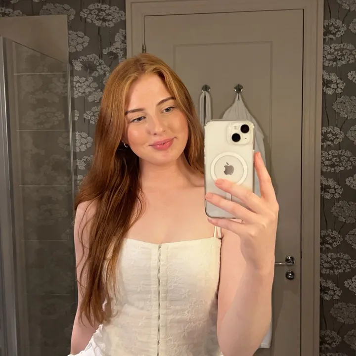@charlotte.lavery