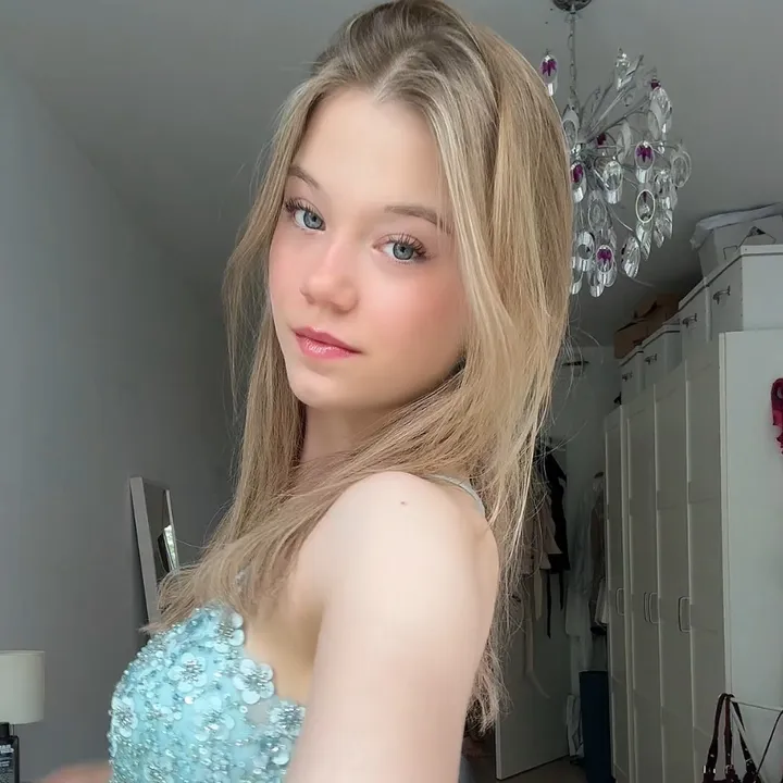 @miazoe.khl
