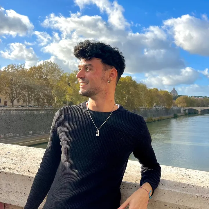 @itskayredmusic