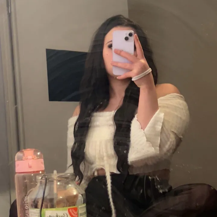 @bella__akk