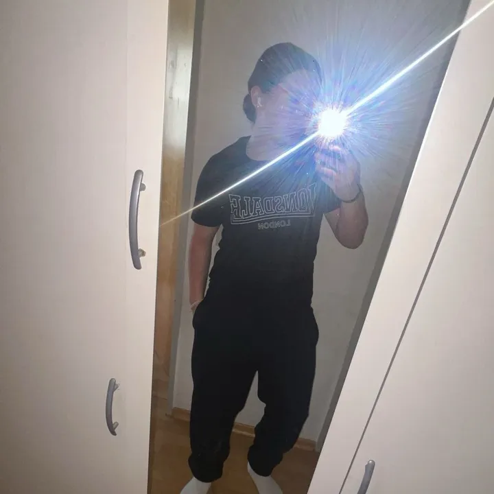 einf_nur_sara