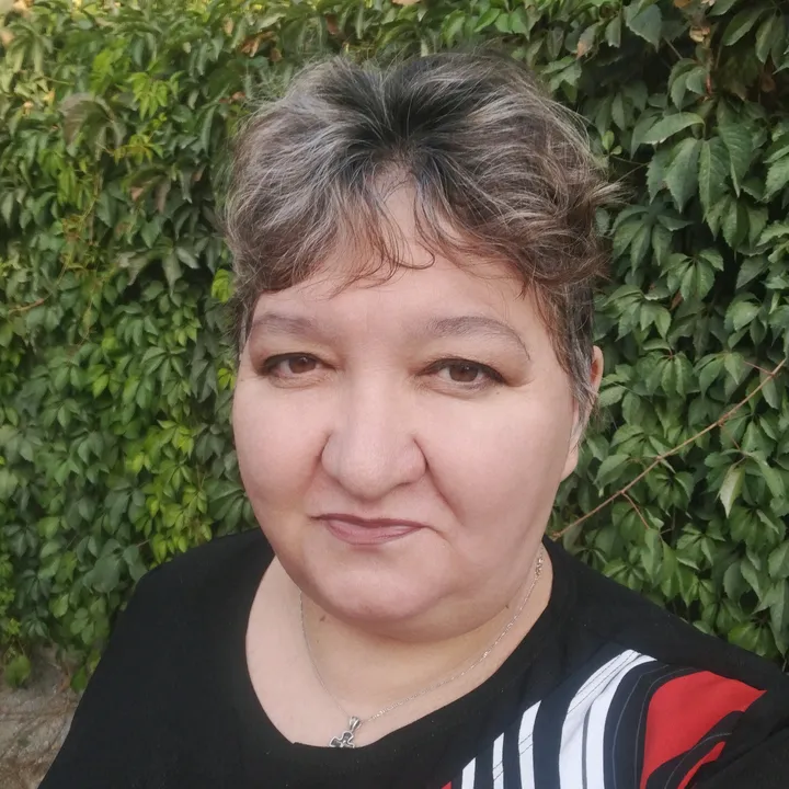 ninaglydnay72g