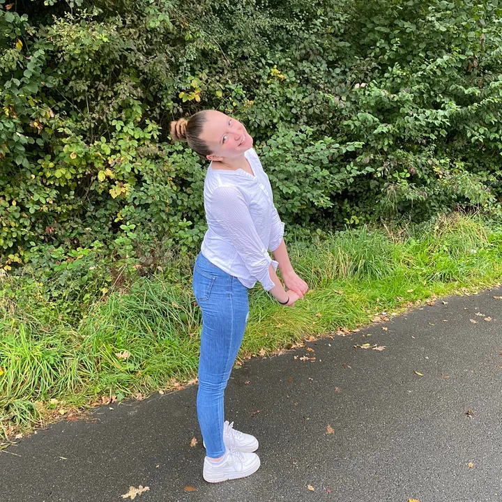 @einfacheineceline
