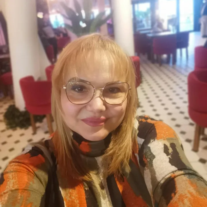 adrianaadi07