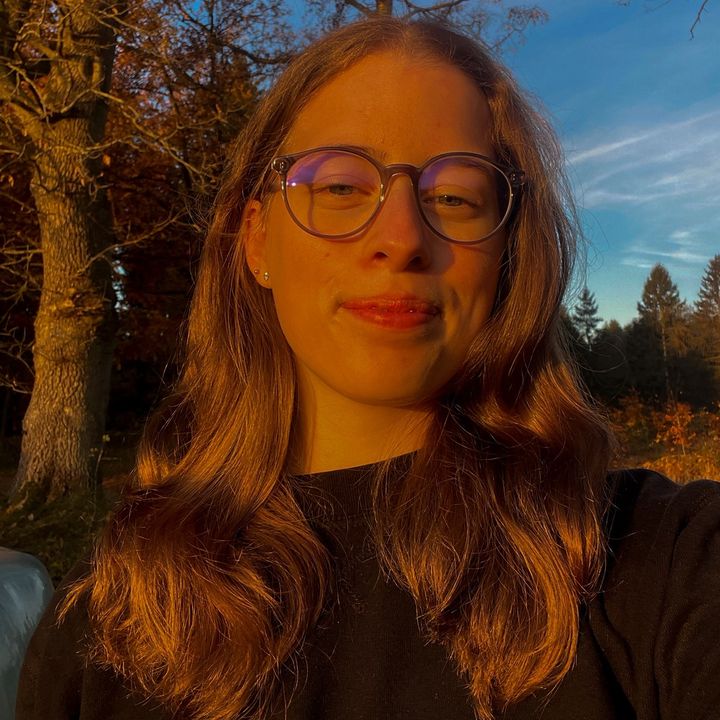 julie🕯️ - original sound