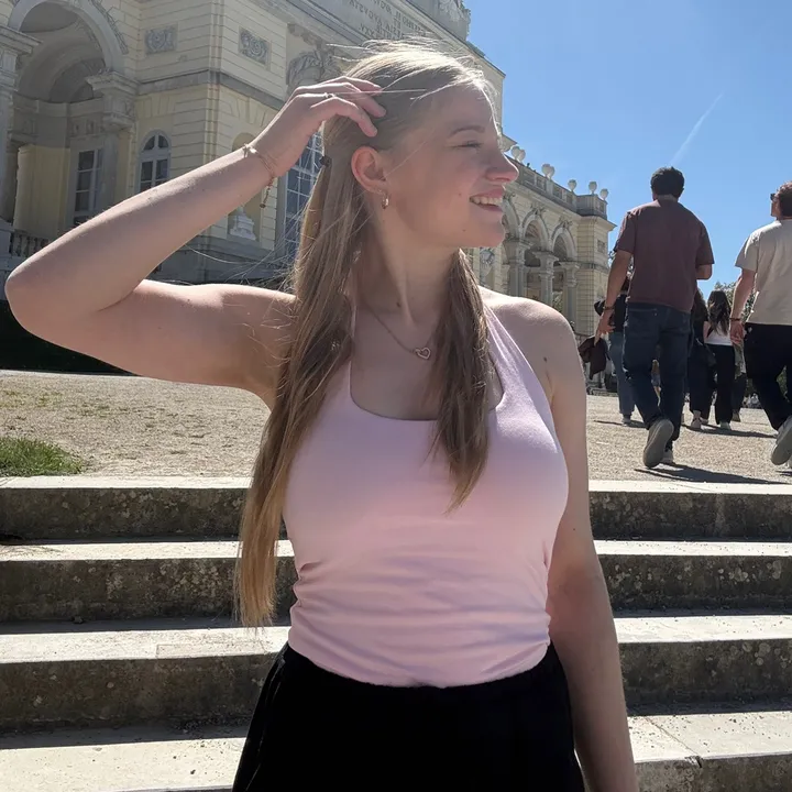 @itsxphie