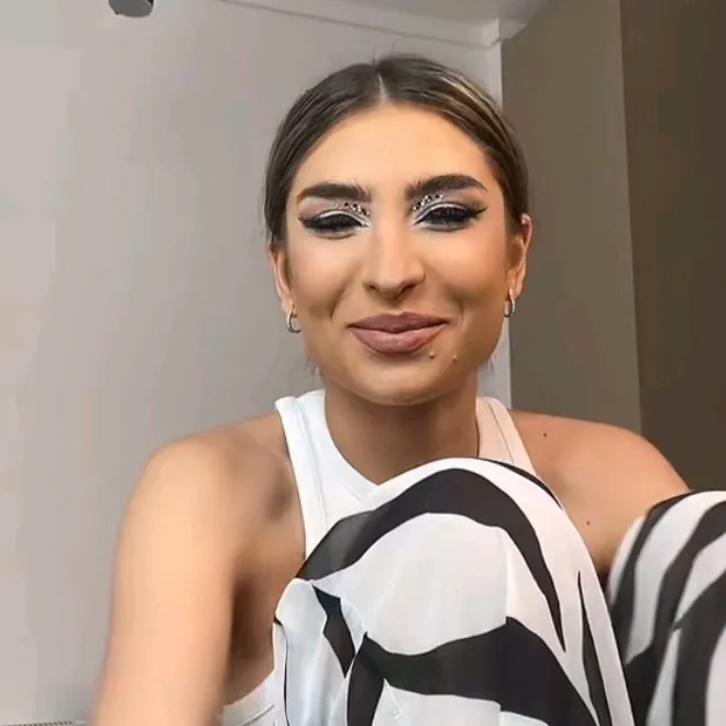 @annebaugutu