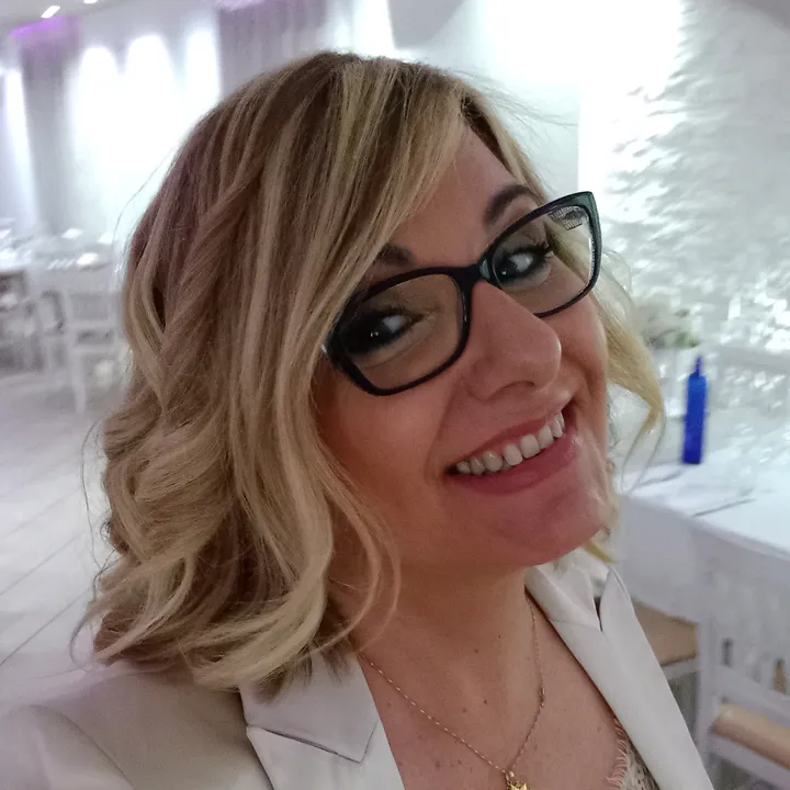 angelaconte63