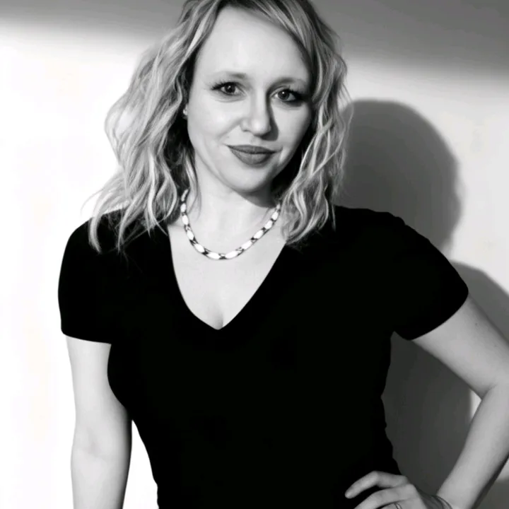 @danahansili