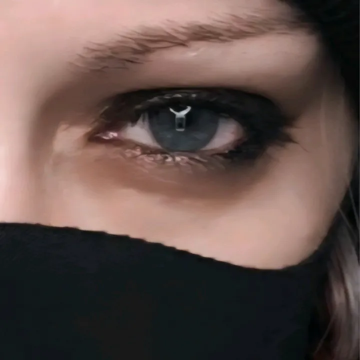 @heynikiursofine