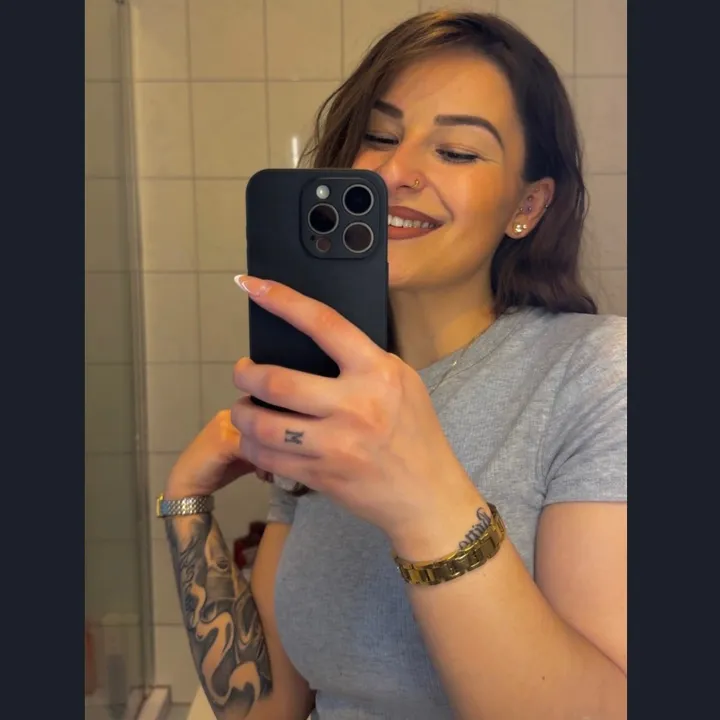 @mlindaaa__