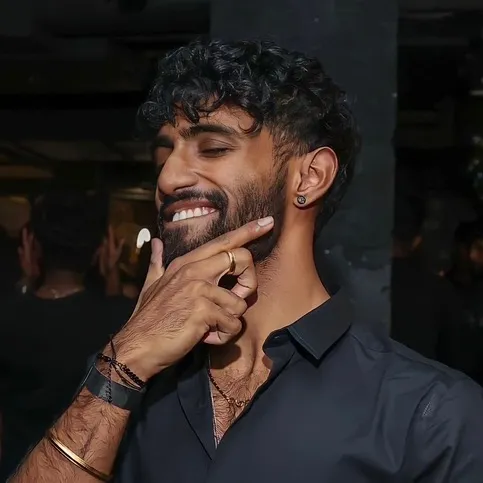 ahinthvijayofficial