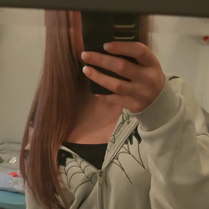 @nalanala9473