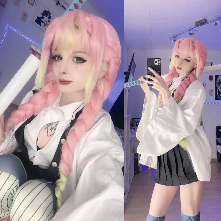 @dollycosplays_