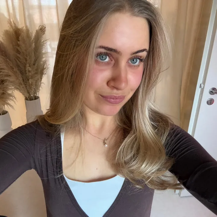 @larissaxnoel