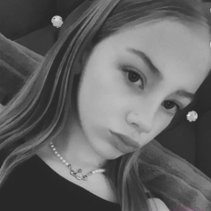 @rachel_connolxxx