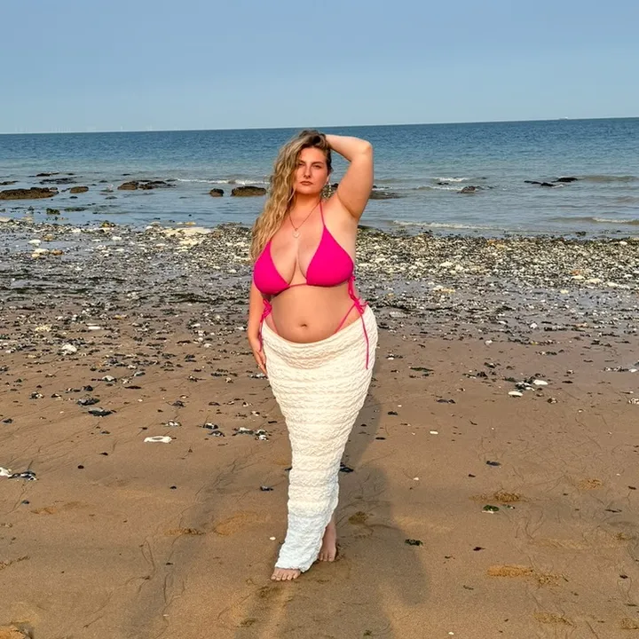 @xelliesweetx