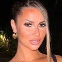 @pilarlloriinchausti