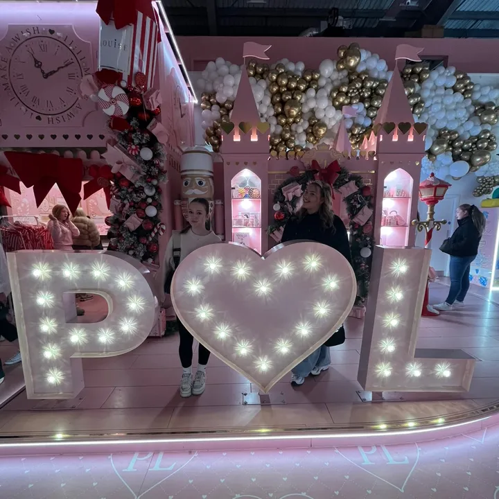 @lucy.and.poppy0