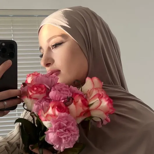 @hazalkalkan_