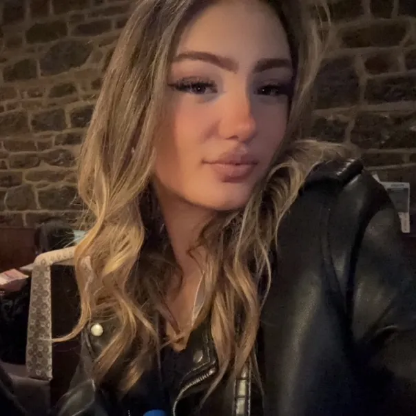 @maisietaylor15