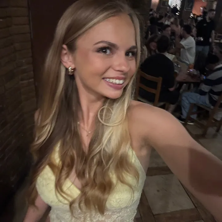 @gwen_szabo2007