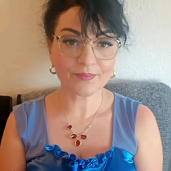 @cocoreanuluminita