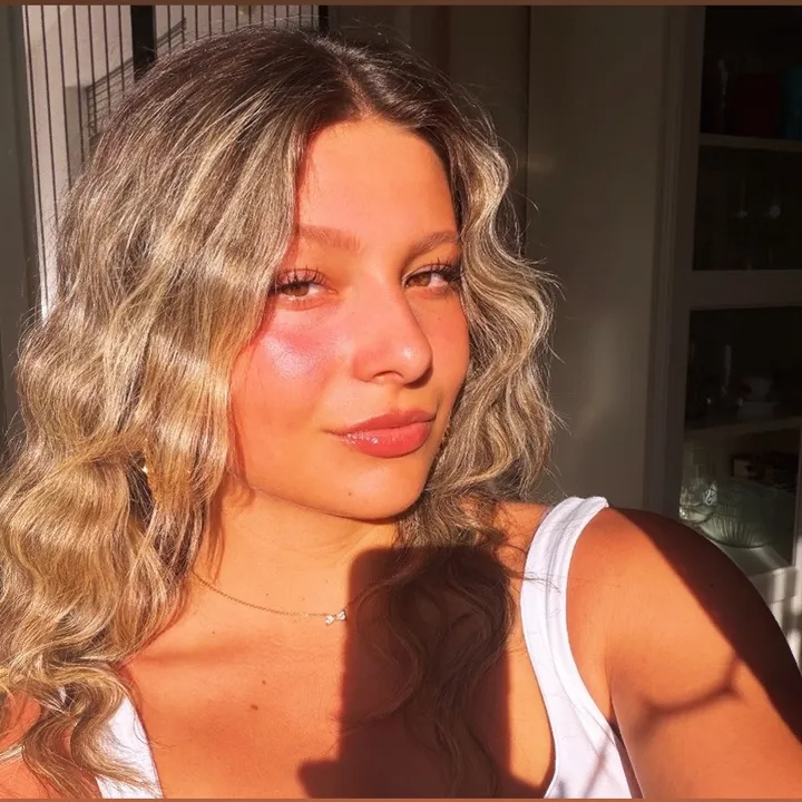 @elisalibb