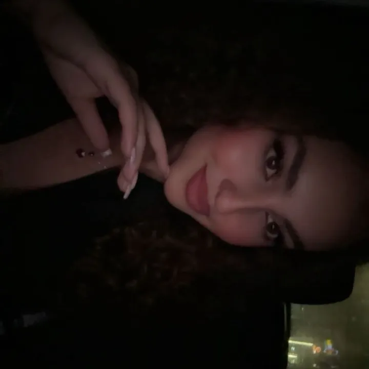 @megilleshi7