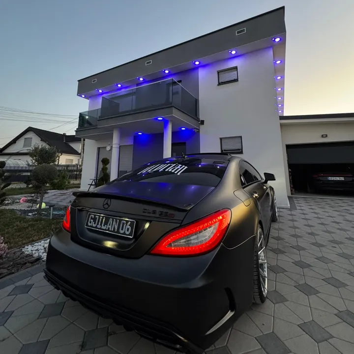 davis.cls