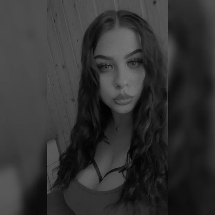 @xx_anay_x