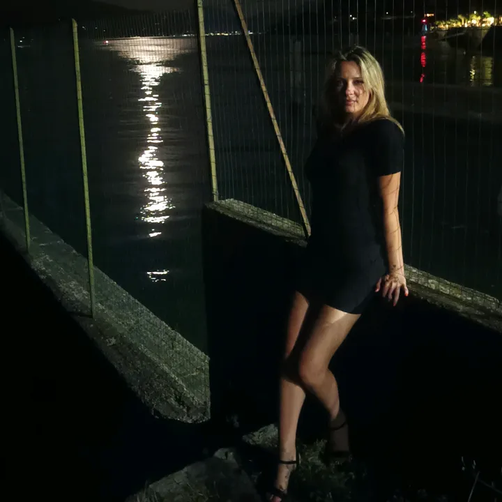 @azzuvale8814